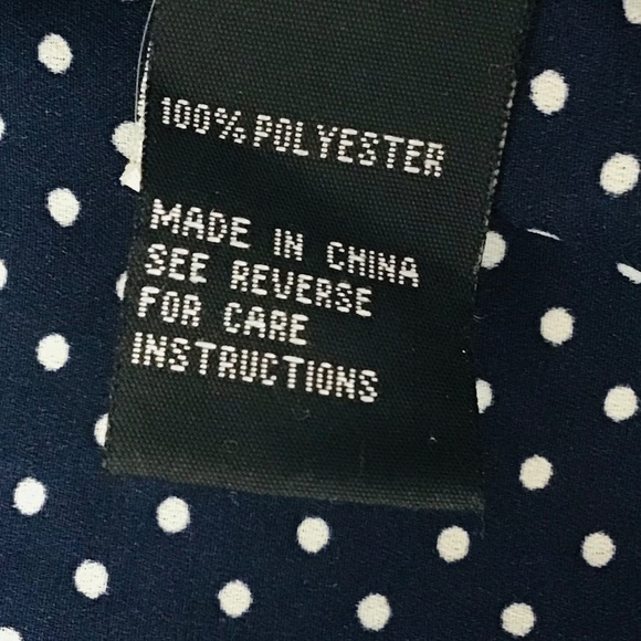 SPORTSGIRL size 10 long sleeved blouse, gathered V neck, dark blue w/white dots - Picture 8 of 8